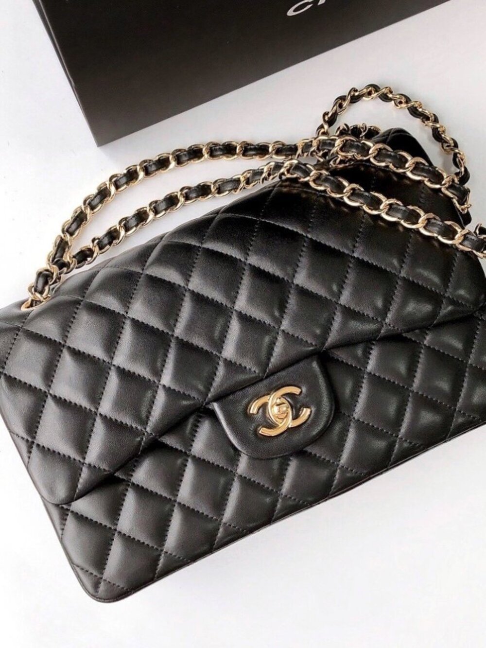 Chanel shoulder bag